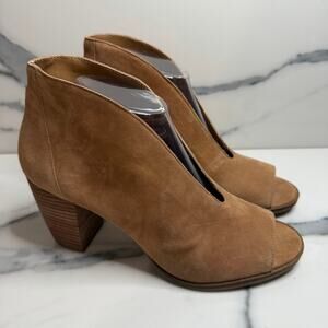 Lucky Brand Women's Neutral Brown Suede Stacked Heel Joal Ankle Boots Sz 9.5